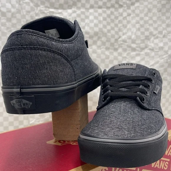 Vans Men’s Sneakers Canvas Upper Atwood
(Varsity Textile) Black/Pewt
VN0A45J9VEJ - Picture 8 of 16